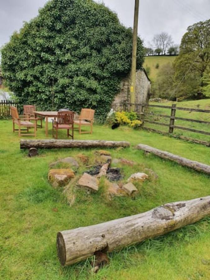 Cwm Farm Cwtch Villa Merthyr Tydfil Exterior photo